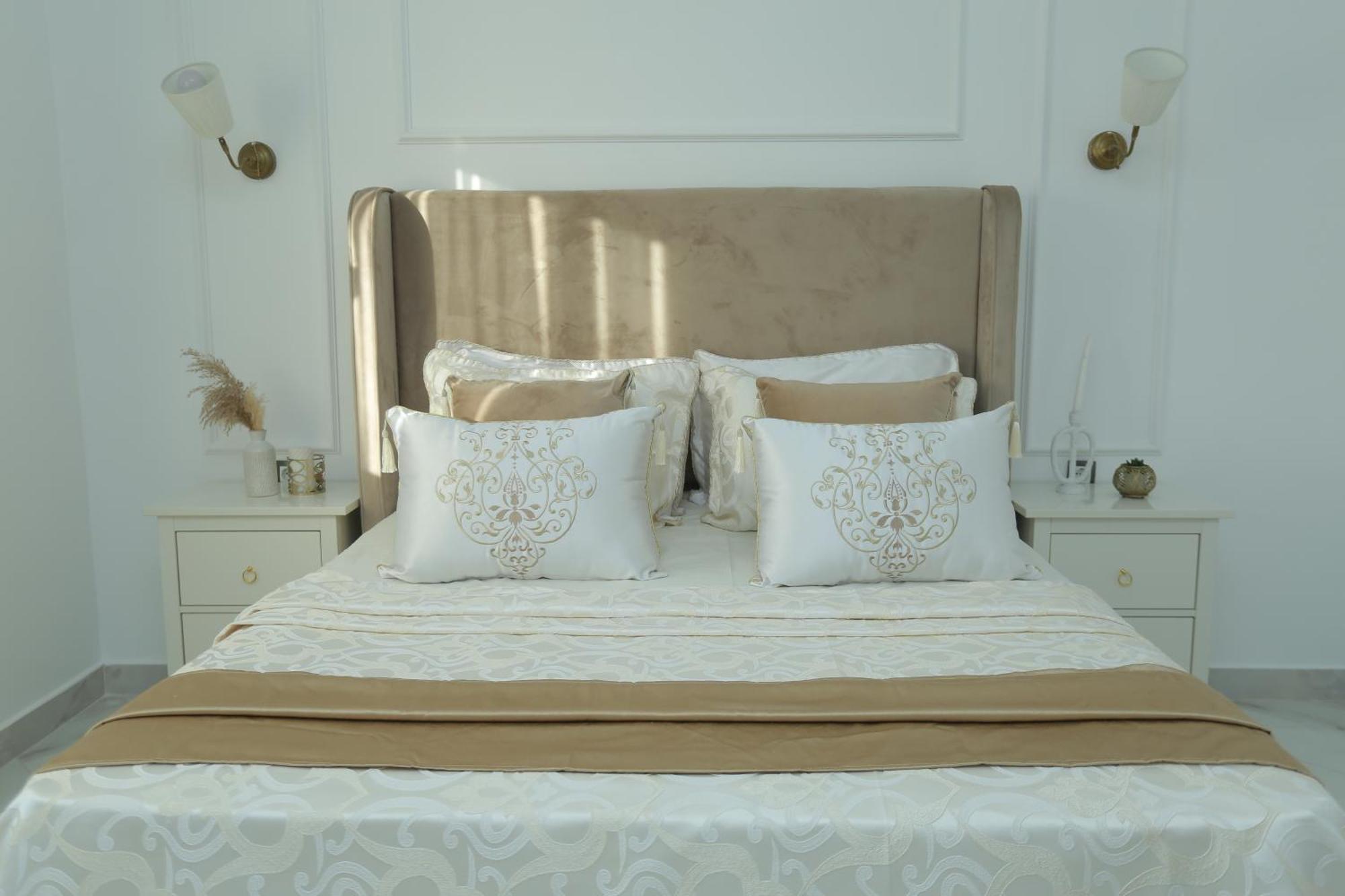 Luxueux T3 A Oran. Appartement *